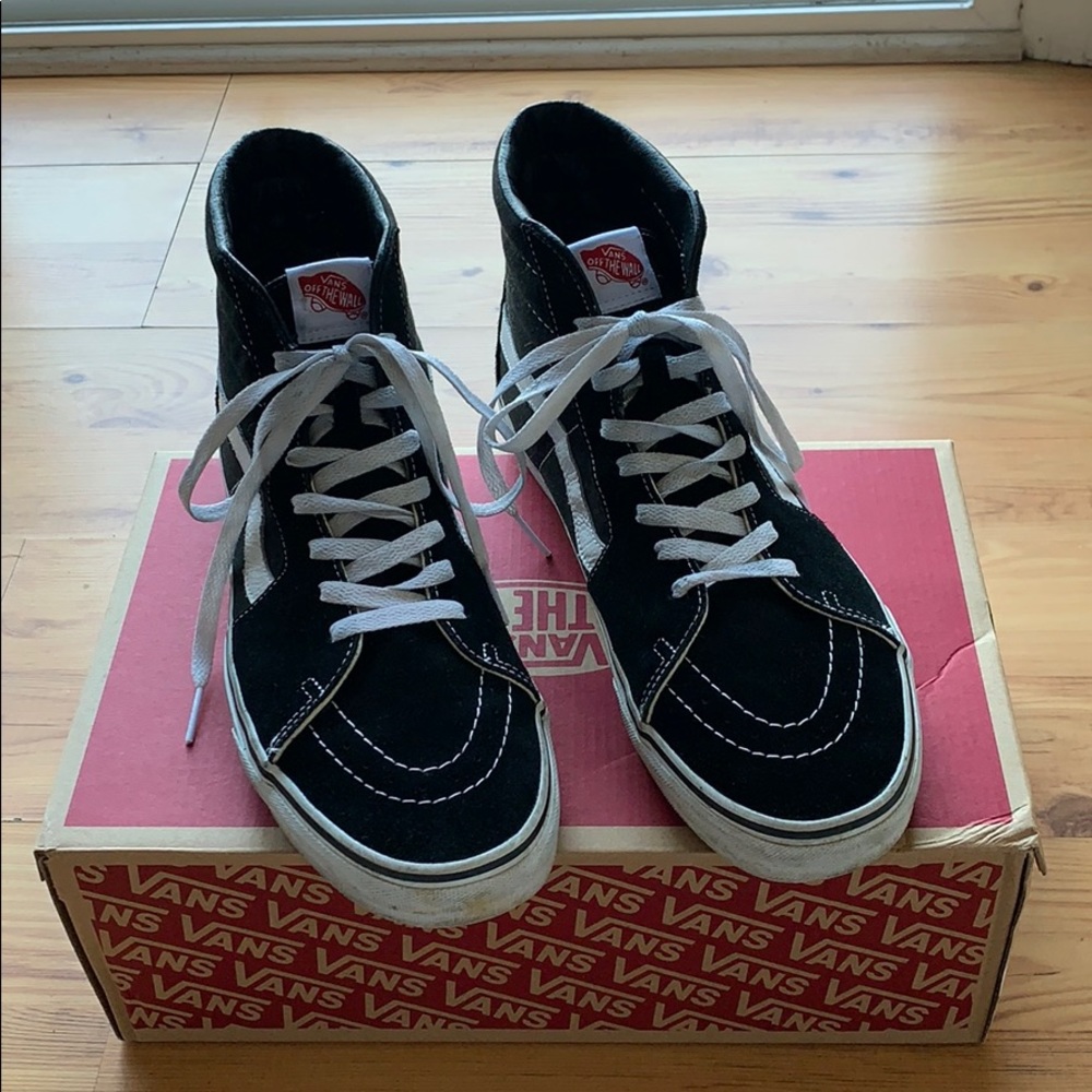 Vans black and white Sk8-Hi size 12